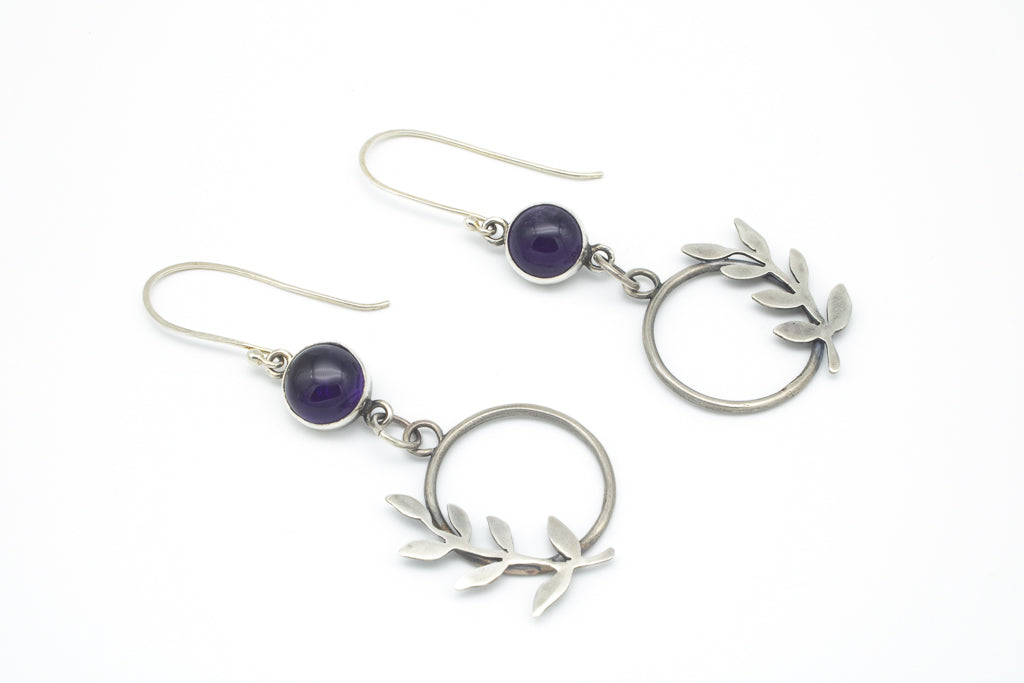 Hoja Amethyst Earrings