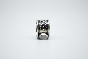 Trailing Moon Ring (Size 6.5)